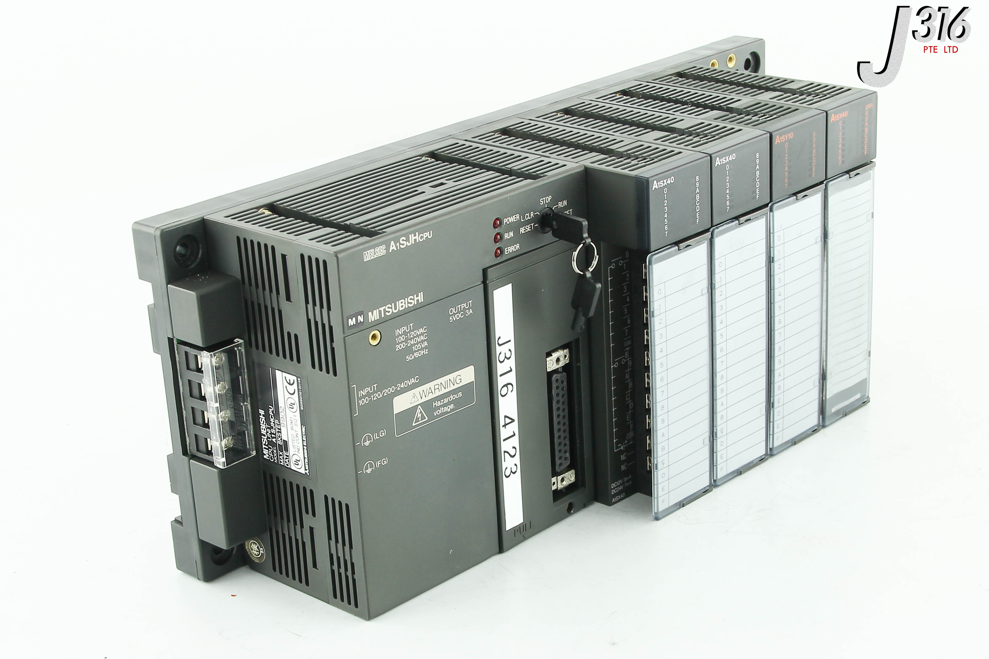 4123 MITSUBISHI MELSEC PROGRAMMABLE CONTROLLER, A1SY40 A1SY10